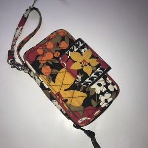 Vera Bradley Smartphone Wristlet in Bittersweet